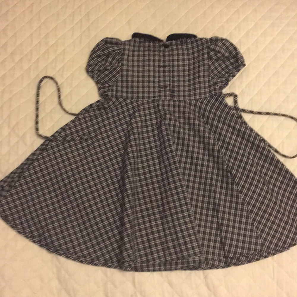 Dress - Picture 2 of 2